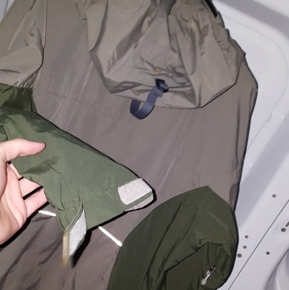 *SOLD*Bonfire Silver Series Mens Snowboard Jacket - Picture 7 of 8